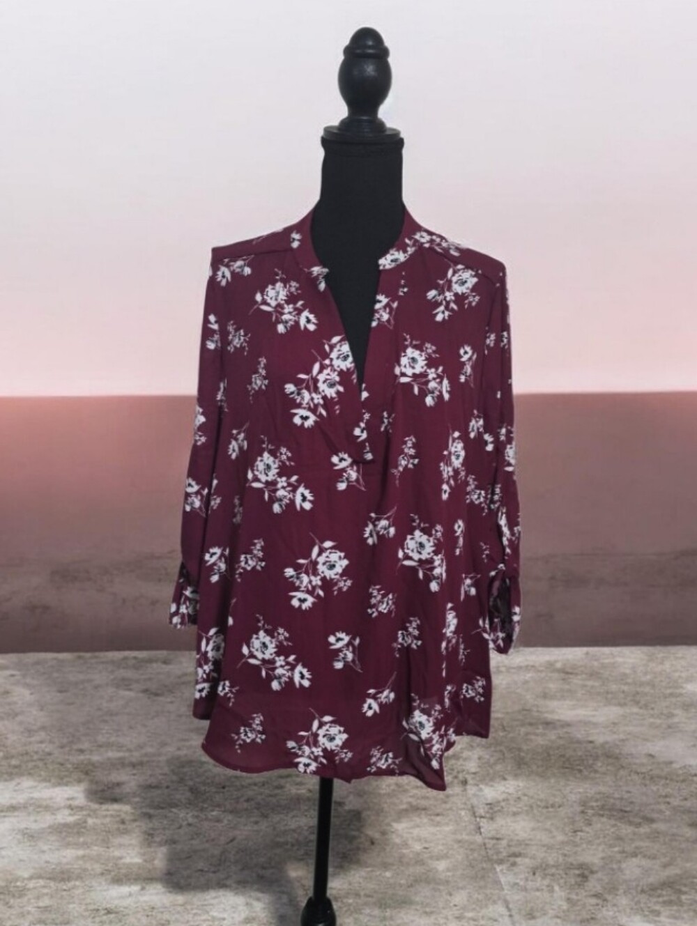 #K69 Women's Floral Split-Neck Blouse - Burgundy
